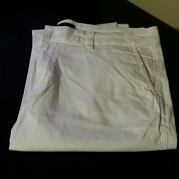 Sanctuary white ankle capris sz 30