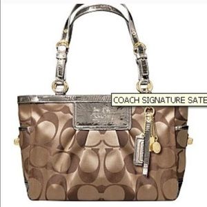 Coach signature C sateen
