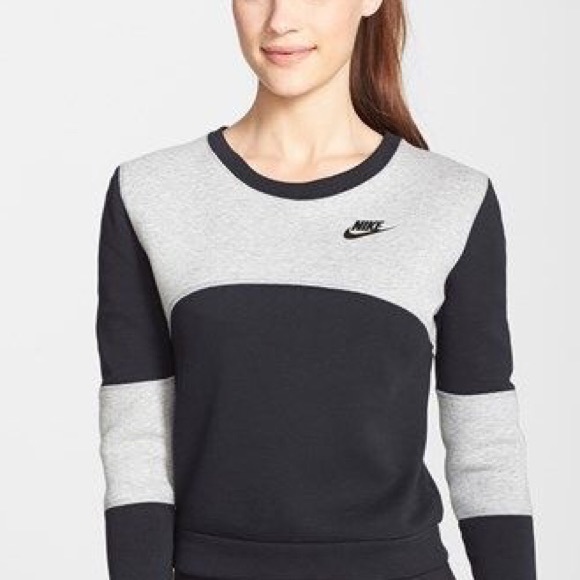 black and grey nike sweater