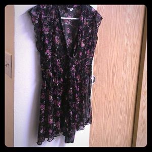 🌺Floral Sheer shirt🌸