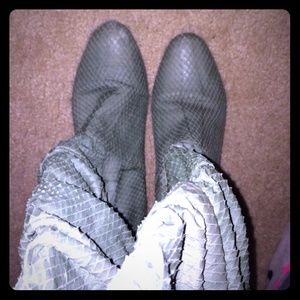 Snake skin Elizabeth and James boots