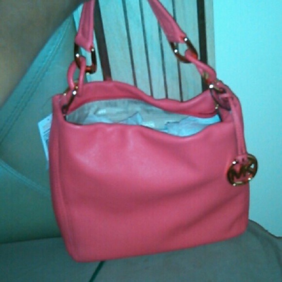 Authentic Michael Kors Oversized I.d. Chain bag