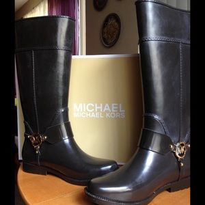 👢👢Authentic Michael Kors Rain Boots 👢👢