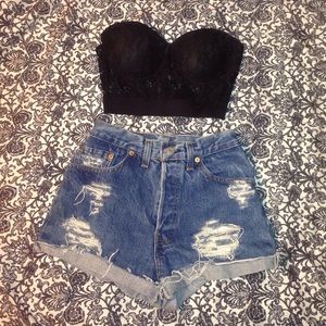 👋🏼today only😍custom cut high waist Levi shorts