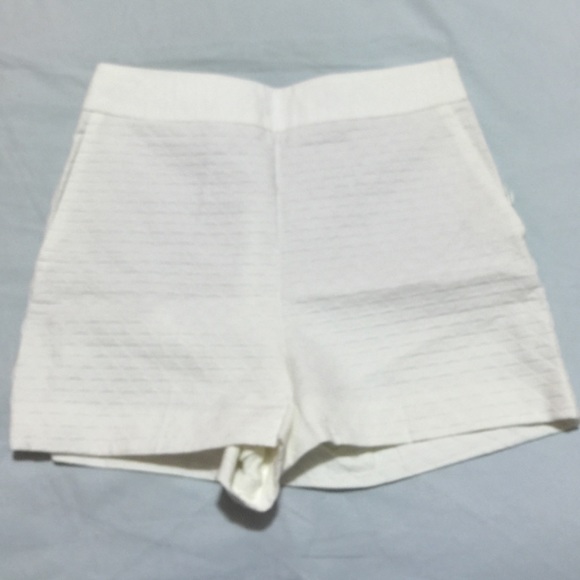 White high waist shorts