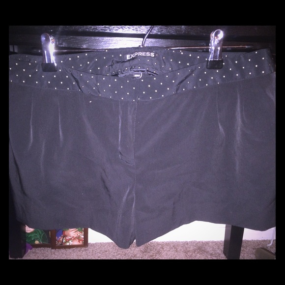Express Shorts