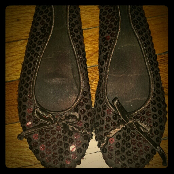 Brown sequin ballet flats.