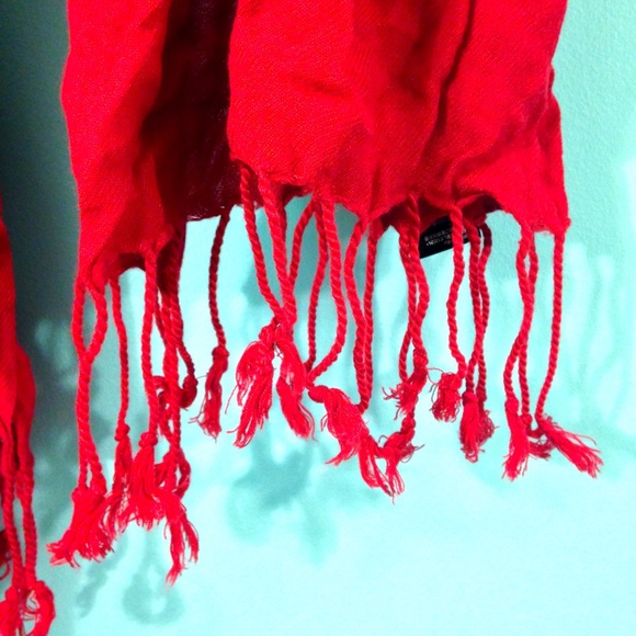 Red Scarf - Picture 4 of 4