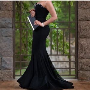Black prom dress