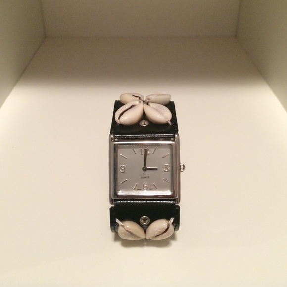 Silver and Black Fashion Watch