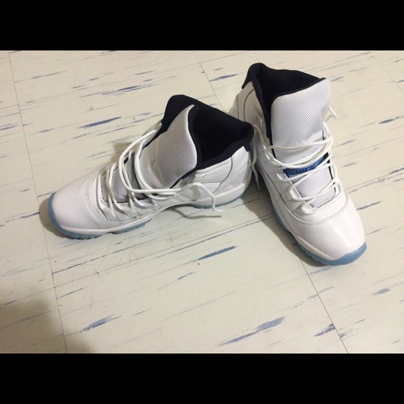 Sold with 🅿️🅿️ ❌Jordan 11 Legend Blue❌ - Picture 2 of 4