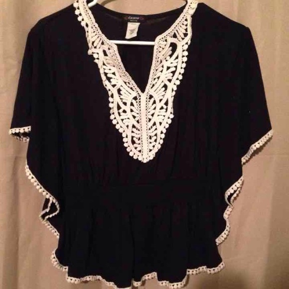 NWOT Boho Lace Blouse