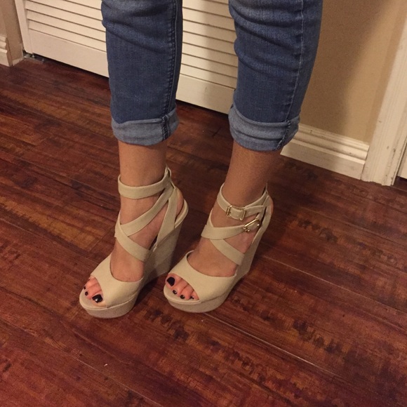 Cream wedges! 🌸🌸