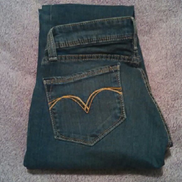 *brand new* skinny Levi jeans