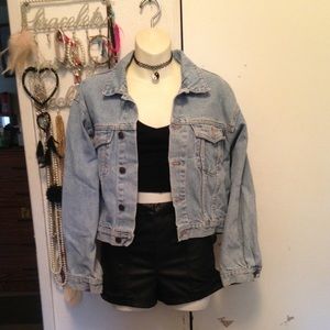 Bulky denim jacket