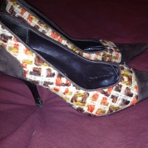 UNIQUE Retro yarn shoes by Steve Madden US Size 6M