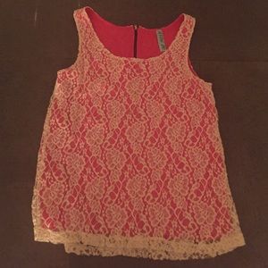 Francesca's coral and cream lace tank top