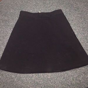 Black express skirt