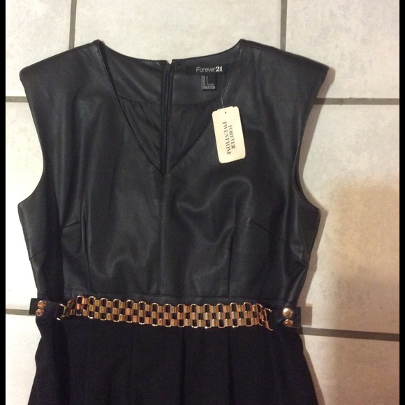 SOLD - Picture 2 of 3