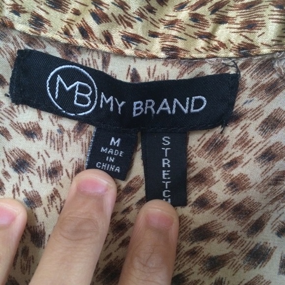 Blouse - Picture 2 of 3