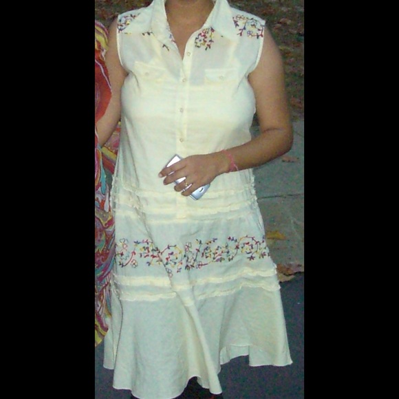 Cream yellowish dress - frock style