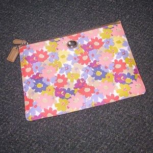 Coach makeup/small bag