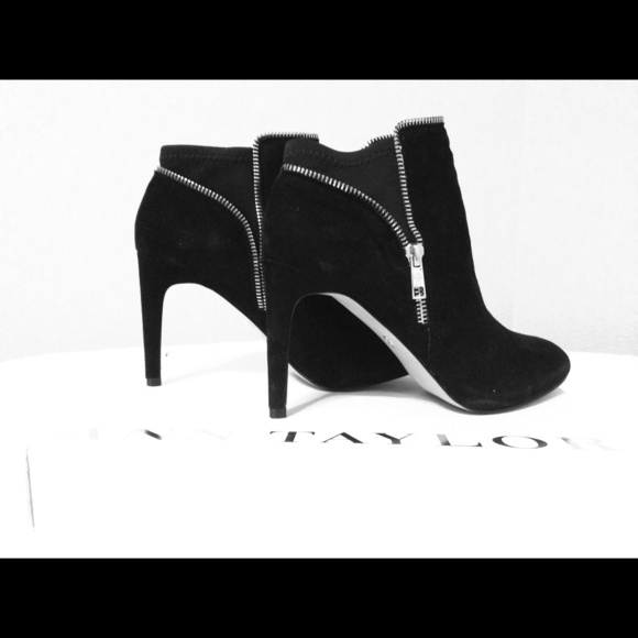 New Ann Taylor Black Peep Toe Heels