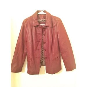 Jaclyn Smith women's Maroon leather jacket