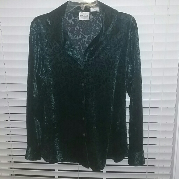 Dress shirt with green velvet accents