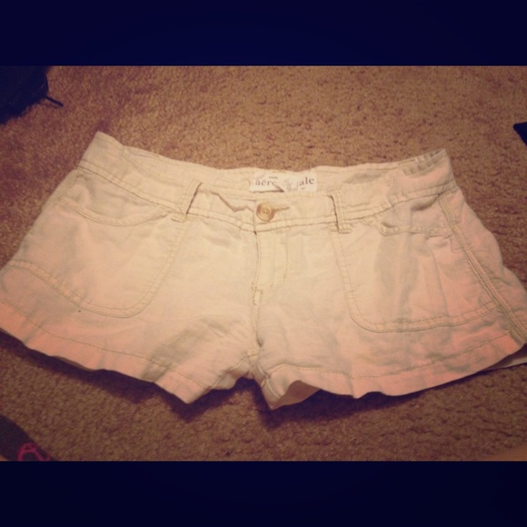Aeropostale khaki shorts