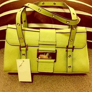 Spring purse