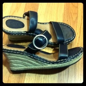 BORN- Wedges