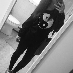 Yin yang sweatshirt