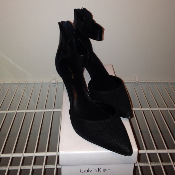 Calvin Klein Heel