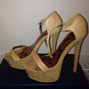 Camel Spiked Heel
