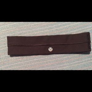 Lululemon headband.