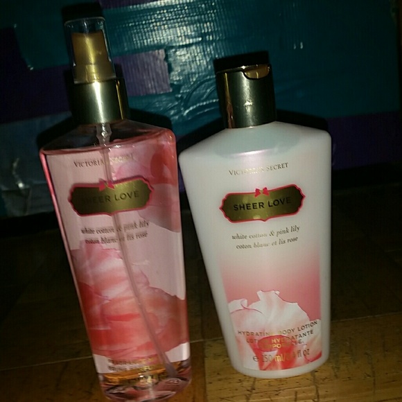 VS Sheer Love Lotion + Body Spray