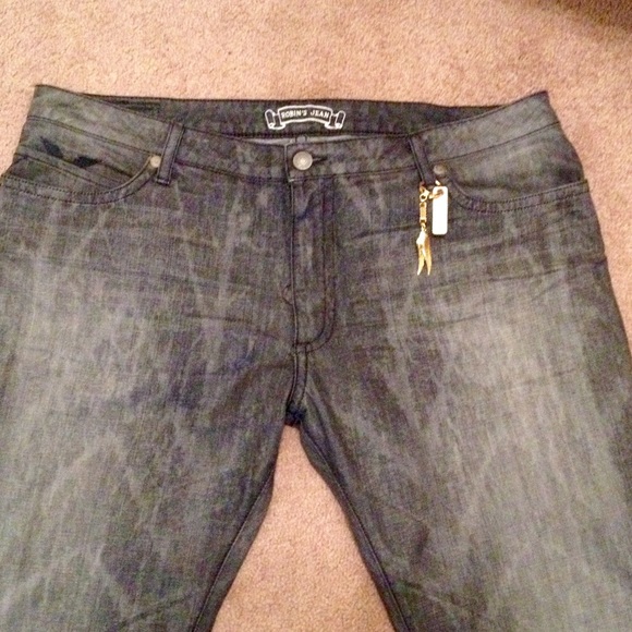 Robin's Jeans - Picture 2 of 4