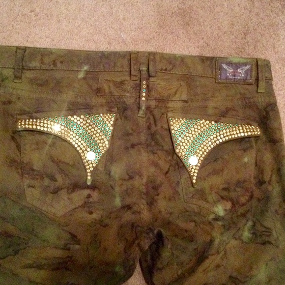 Robin's Jeans - Picture 4 of 4