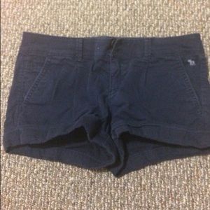 Bundle 4 shorts! 3 belts