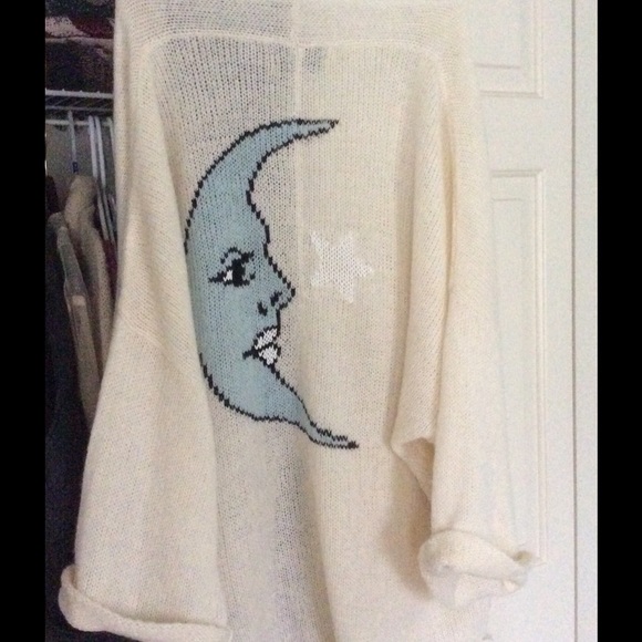 WILDFOX Moon and Stars Cardigan **SOLD** - Picture 2 of 4