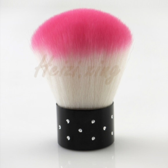 Makeup brush