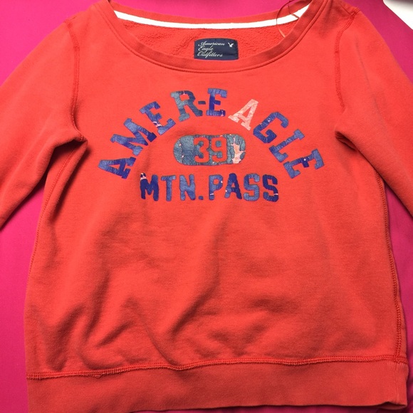 American Eagle sweatshirt