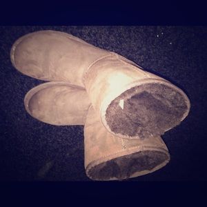 Brown classic short Ugg boots.