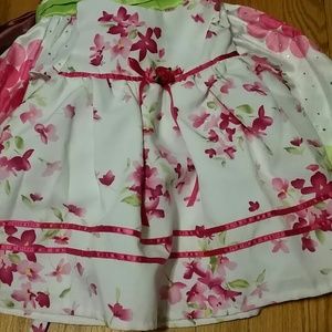 Bundle 4 dresses for @lesliec22