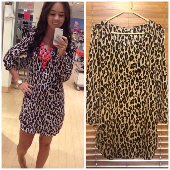 Brown leopard print dress.Silky like material.