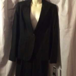 Pure Linen Black pantsuit. Sz 10
