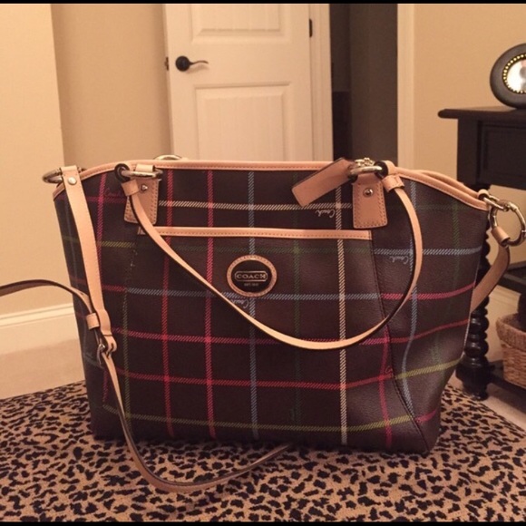 Coach Peyton Tattersall CrossBody F24390