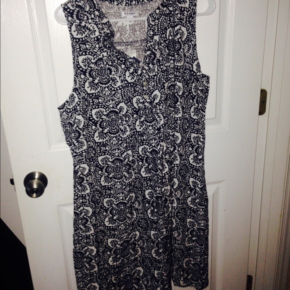 Old Navy summertime dress