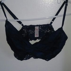 DARK NAVY BLUE LACE BRALETTE
